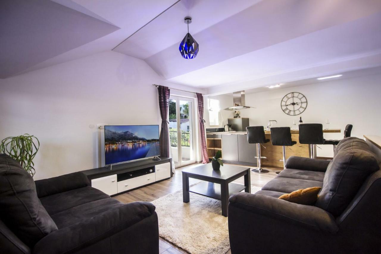 Apartments Dvor - Ap1, Ap2, Ap3 บาชกาโวดา ภายนอก รูปภาพ